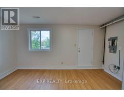 815 A Maitland Avenue, Ottawa, ON K2A2S2 Photo 8