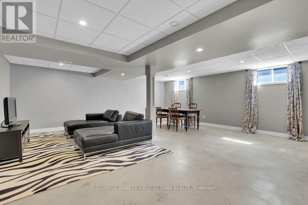 2060 Fifth Line Road — photo 30