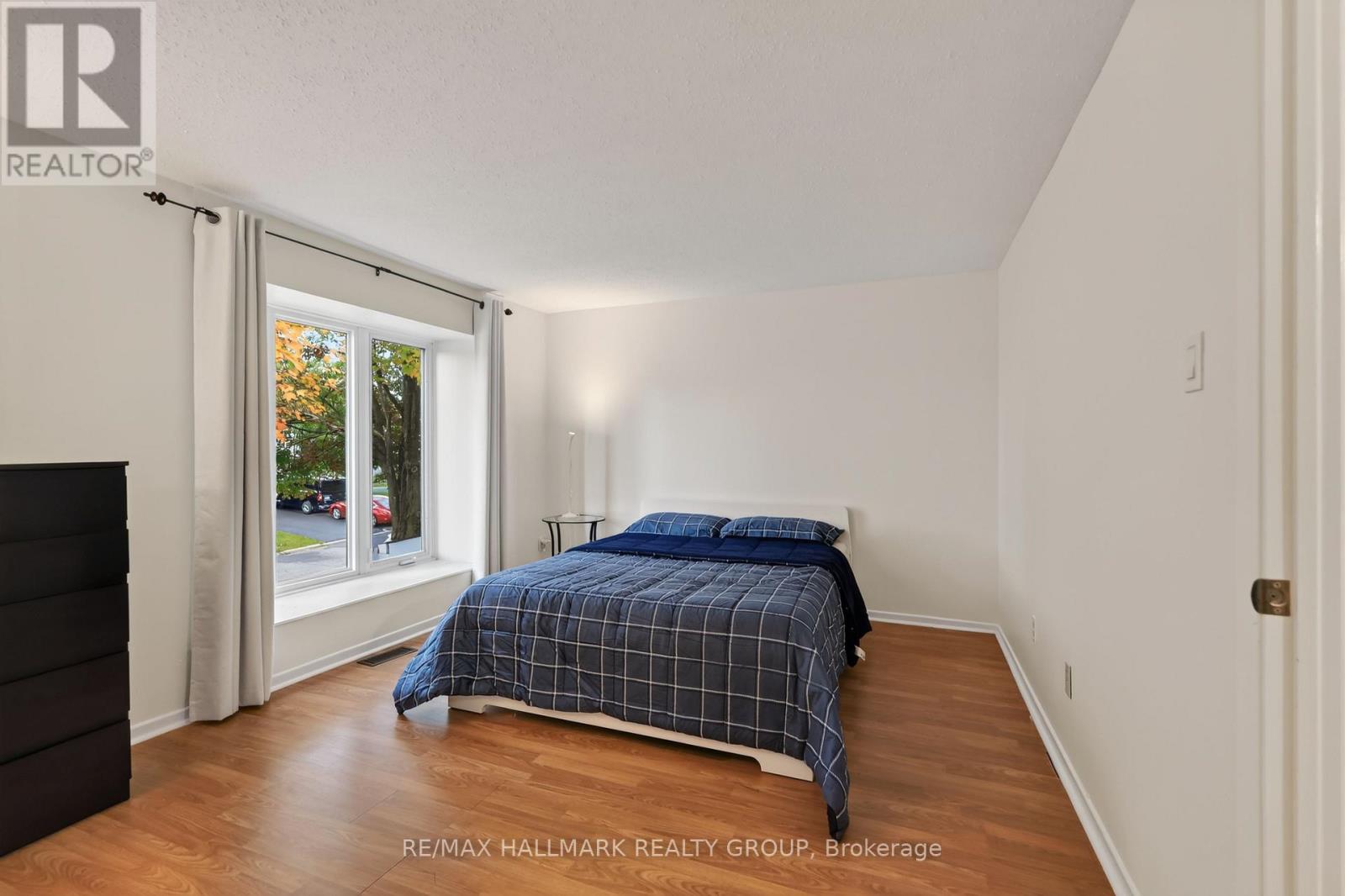 2434 Braeburn Place — photo 12