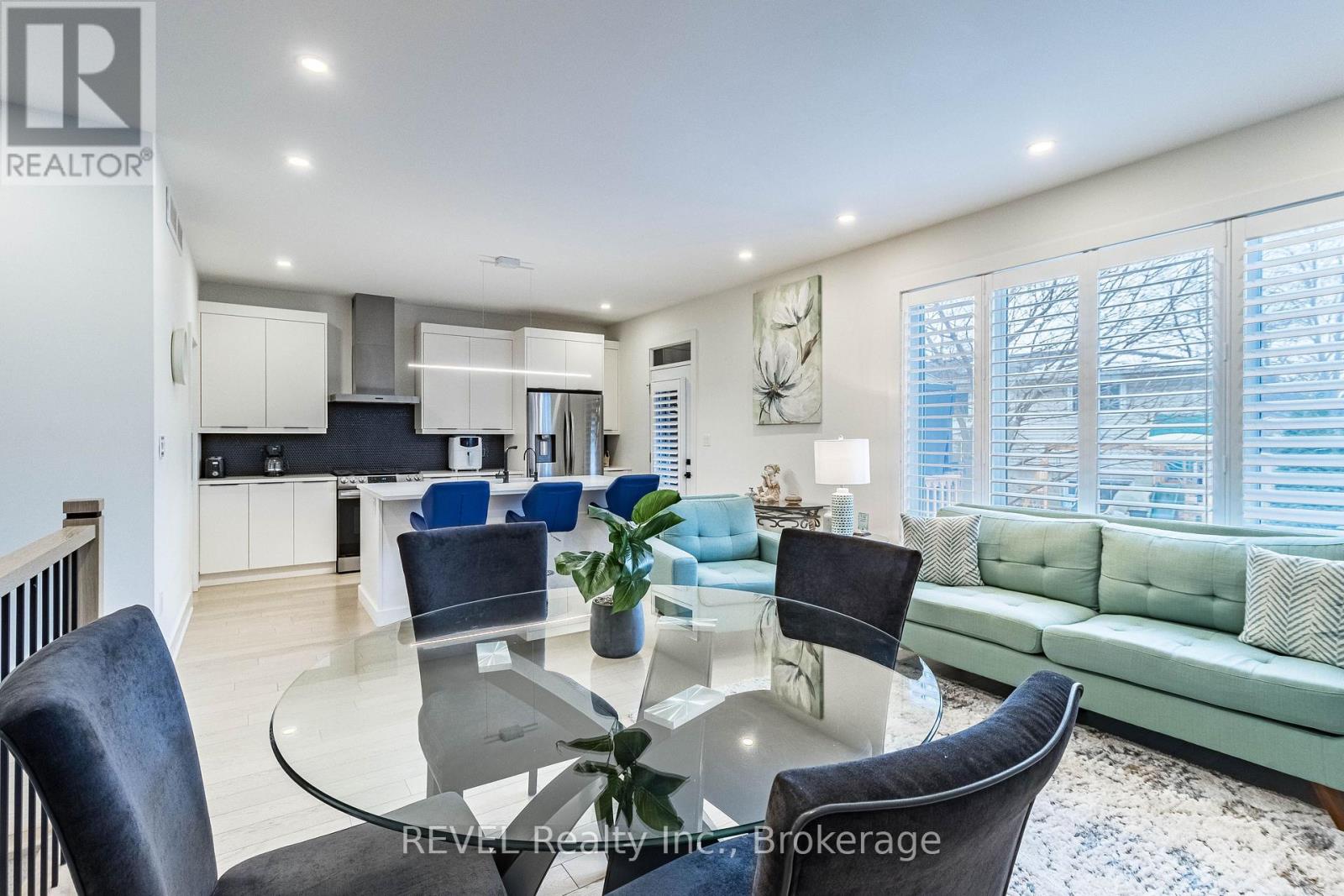 18 Princeton Common Street — photo 10