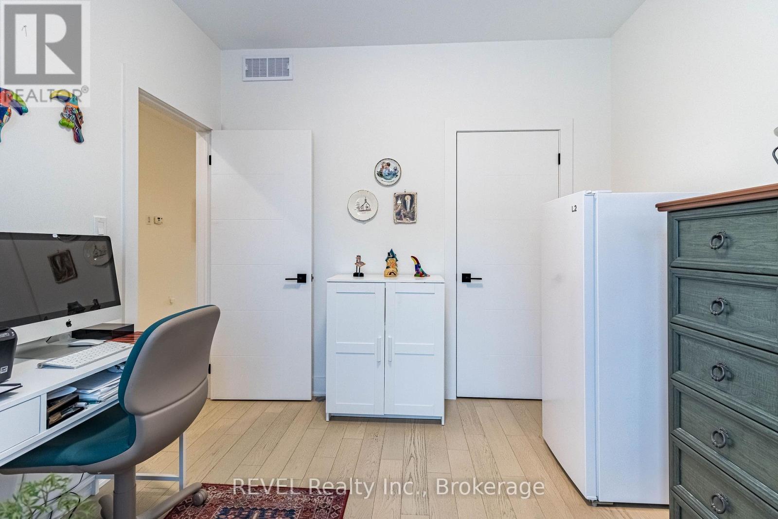 18 Princeton Common Street — photo 24
