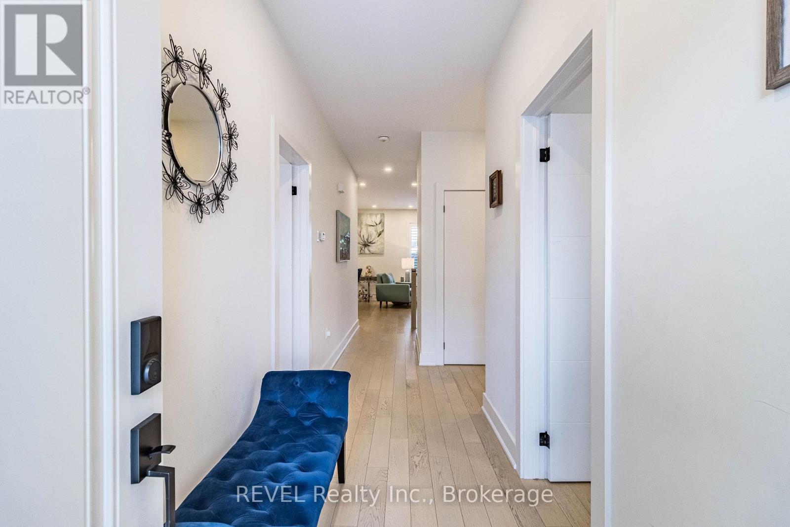 18 Princeton Common Street — photo 4
