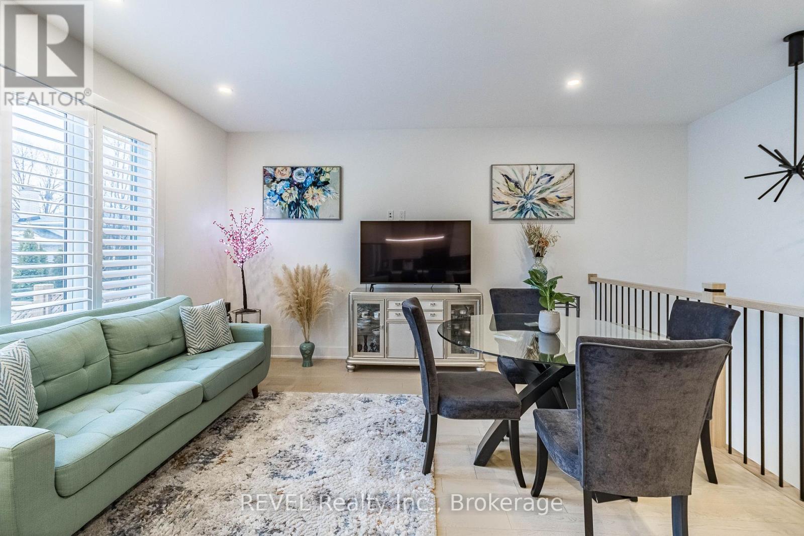 18 Princeton Common Street — photo 7