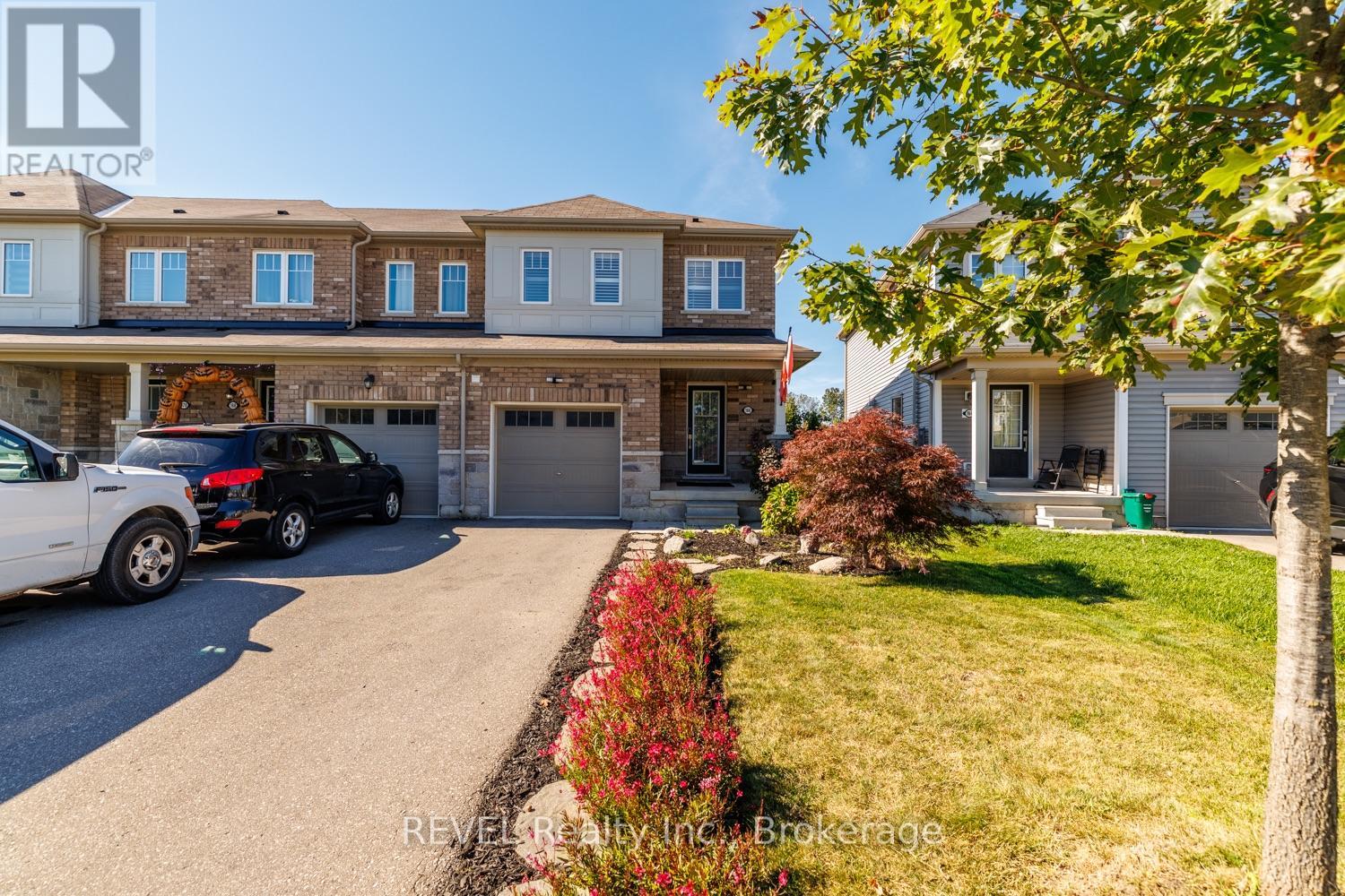 166 ESTHER CRESCENT - 1