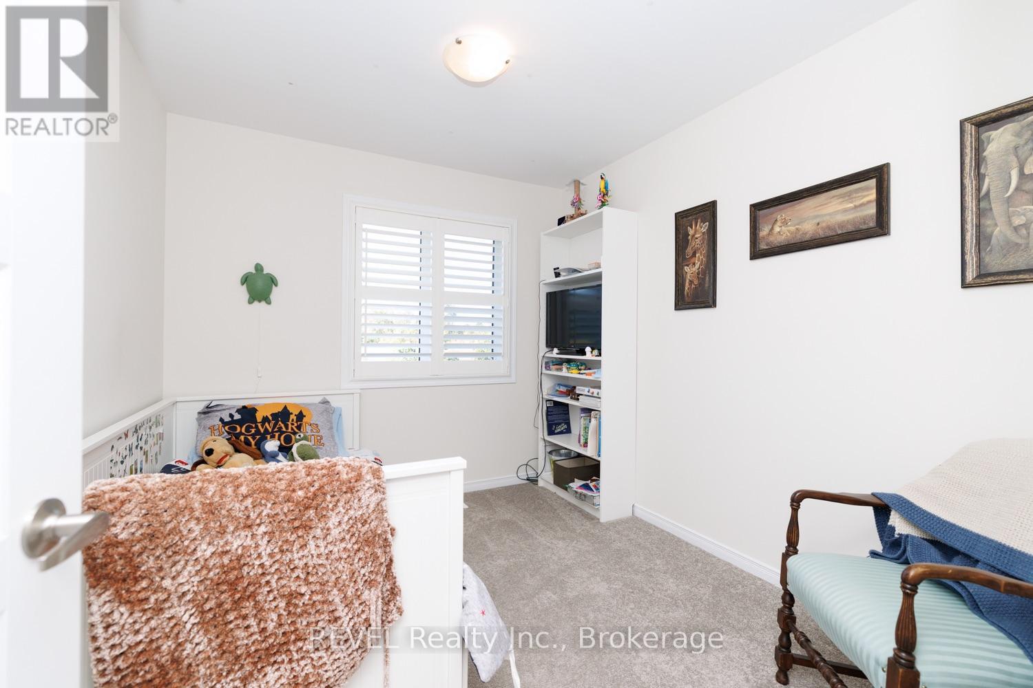 166 ESTHER CRESCENT - 14