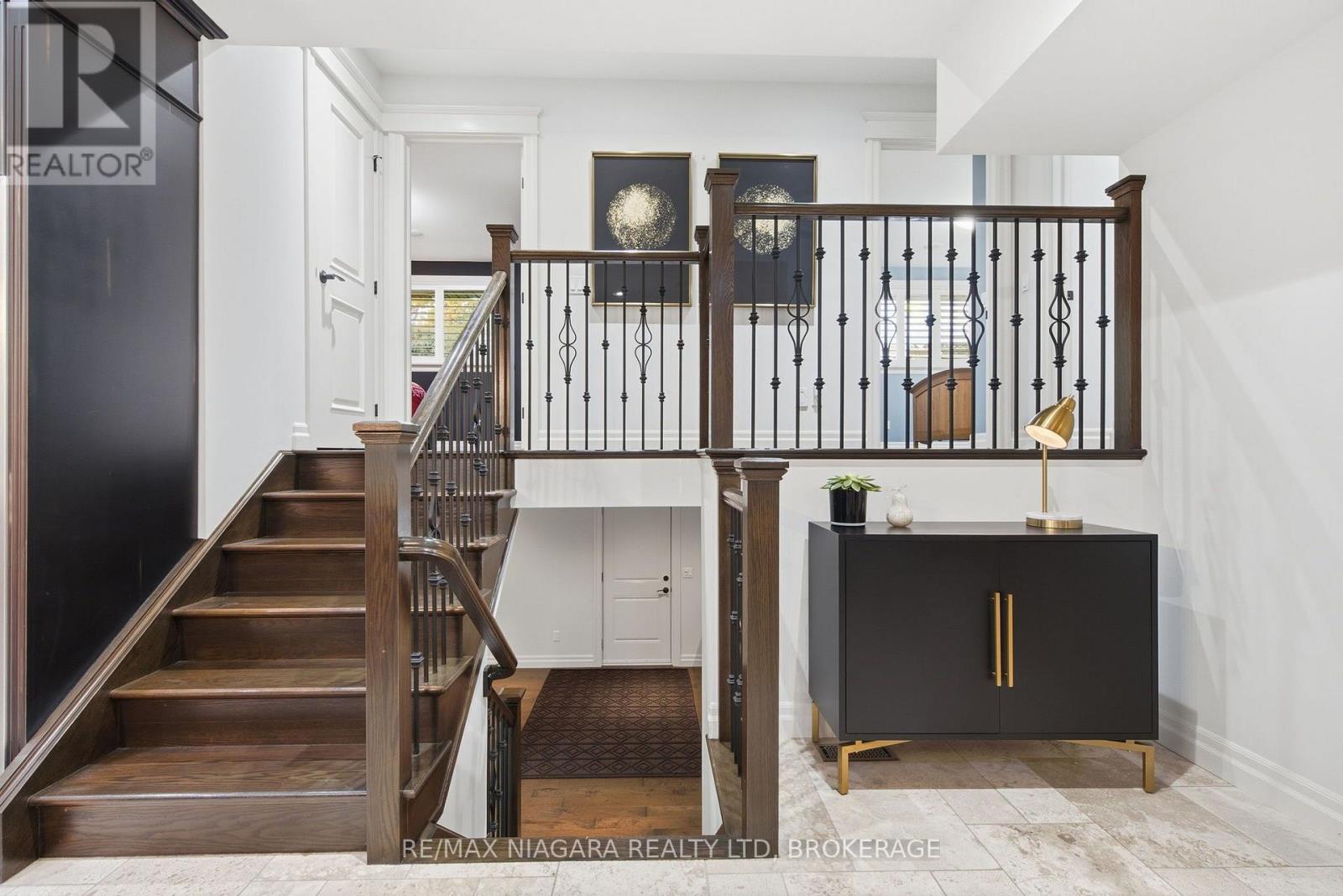 13 Royal Henley Boulevard — photo 11