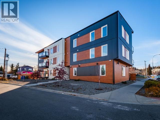 102-5168 5TH AVENUE - 19