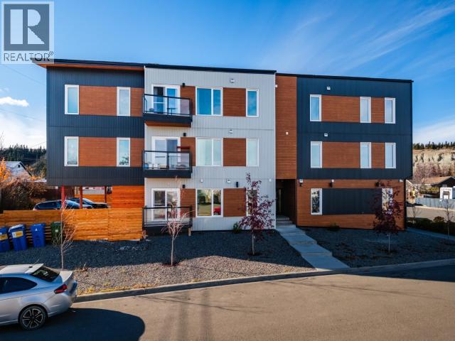 102-5168 5TH AVENUE - 2