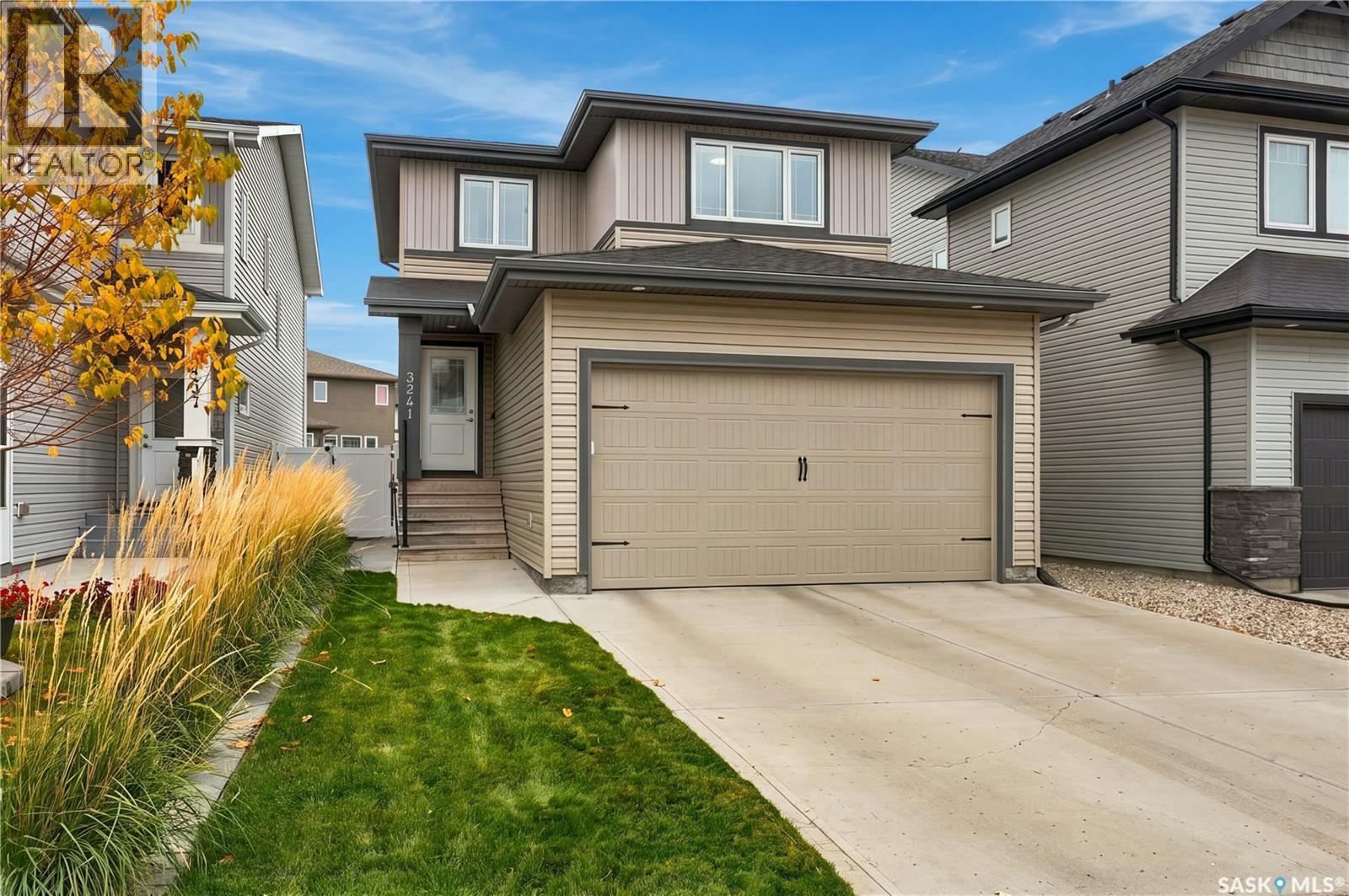 3241 Green Water DRIVE - 1