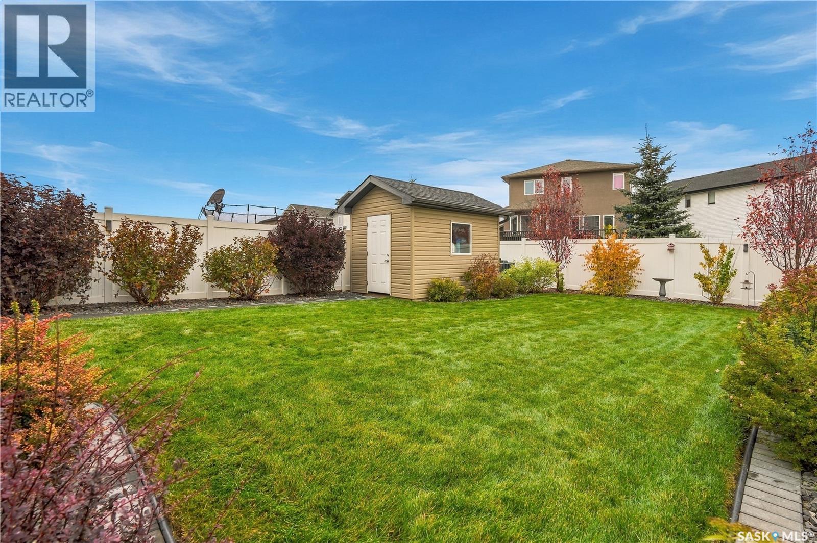 3241 Green Water DRIVE - 40