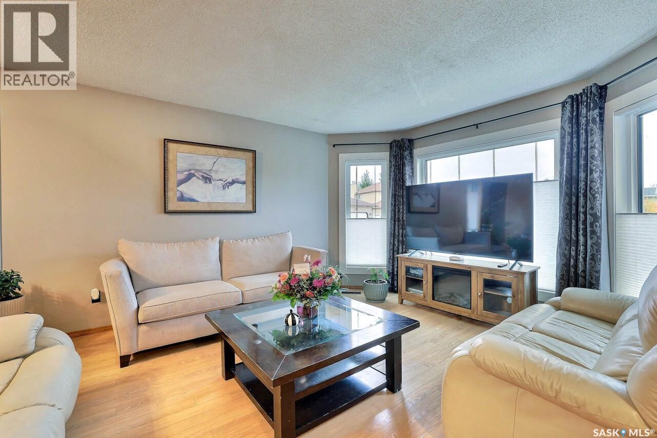 242 PAR PLACE N, Regina — photo 3