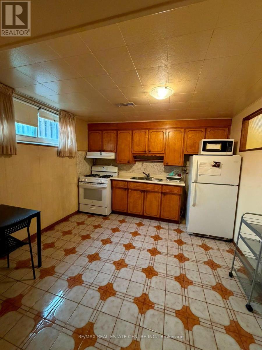 82 Sharpecroft Boulevard — photo 15