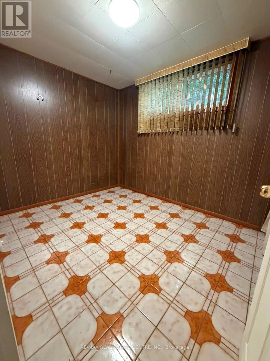 82 Sharpecroft Boulevard — photo 3