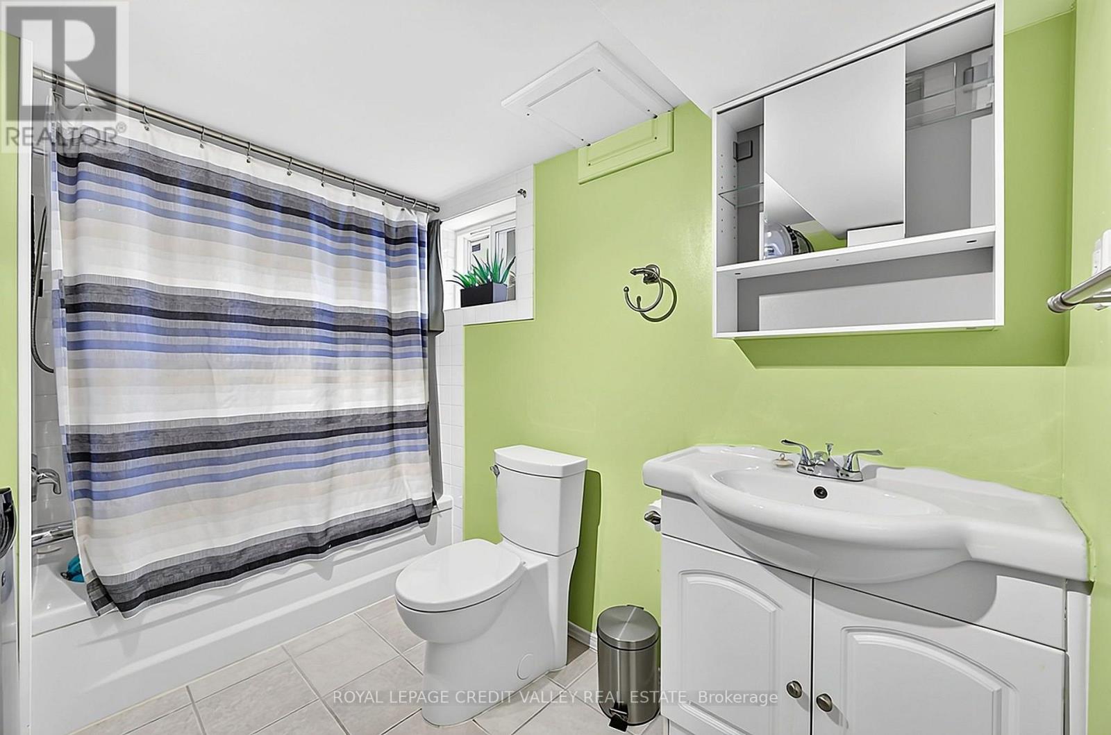29 CRESTVIEW AVENUE - 33