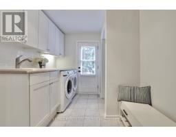 2021 Shawanaga Trail, Mississauga, ON L5H3Z3 Photo 19