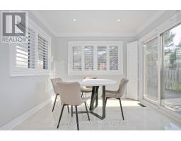 2607 Old Carriage Road, Mississauga, ON L5C1Y6 Photo 11