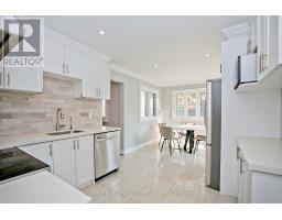 2607 Old Carriage Road, Mississauga, ON L5C1Y6 Photo 12
