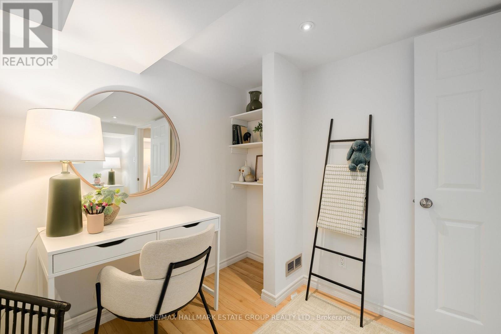 42 Fern Avenue — photo 34