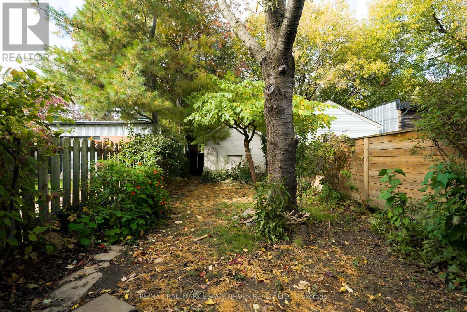 42 Fern Avenue — photo 39