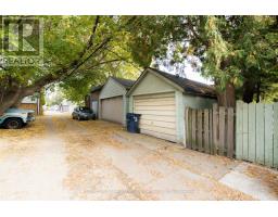 42 Fern Avenue, Toronto, ON M6R1K1 Photo 42