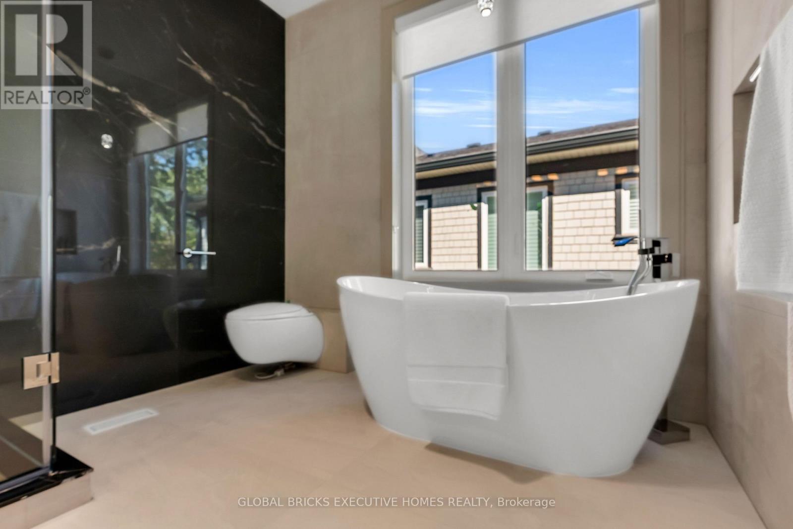 2016 Seafare Drive — photo 26