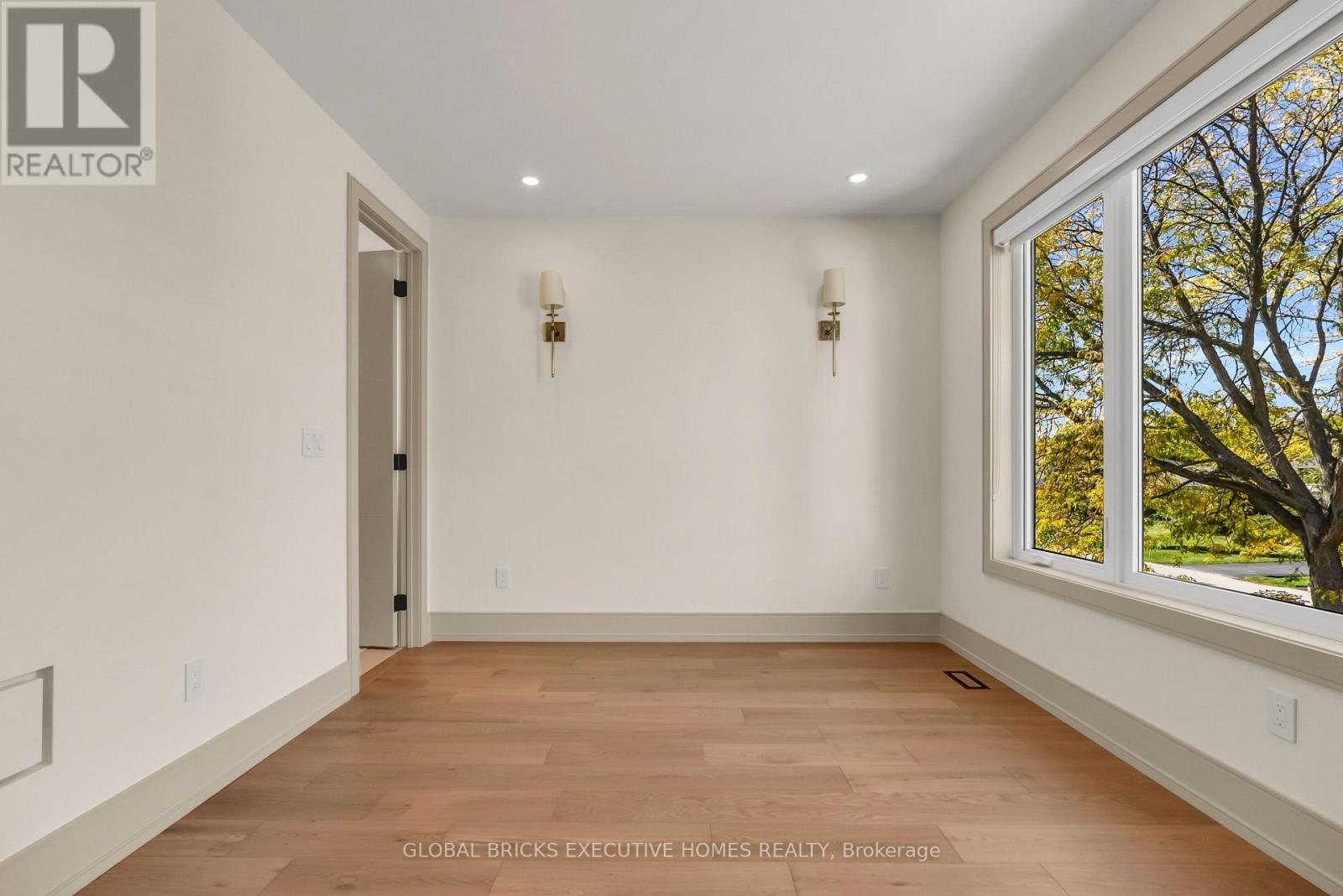 2016 Seafare Drive — photo 32