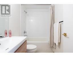 812 - 105 The Queensway, Toronto, ON M6S5B5 Photo 18
