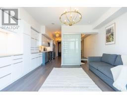 812 - 105 The Queensway, Toronto, ON M6S5B5 Photo 6