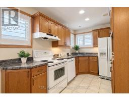 Upper - 25 Terrace Drive, Hamilton, ON L9A2Y5 Photo 10