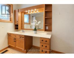 Upper - 25 Terrace Drive, Hamilton, ON L9A2Y5 Photo 17
