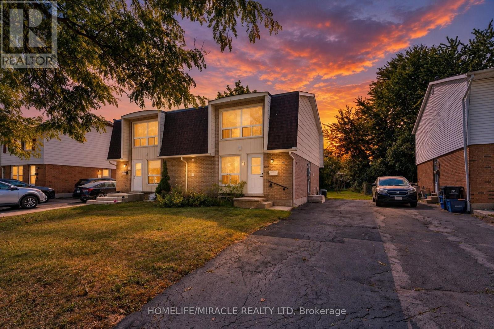 425 Dunvegan Drive — photo 4