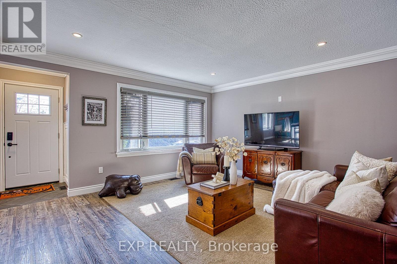 429 Elizabeth Street — photo 10