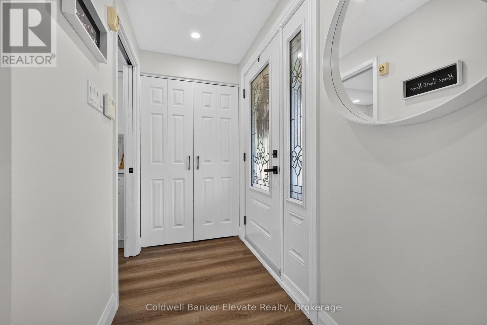 111 Kingswood Drive — photo 27