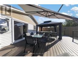 111 Kingswood Drive, Kitchener, ON N2E1B2 Photo 13