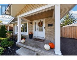 111 Kingswood Drive, Kitchener, ON N2E1B2 Photo 26