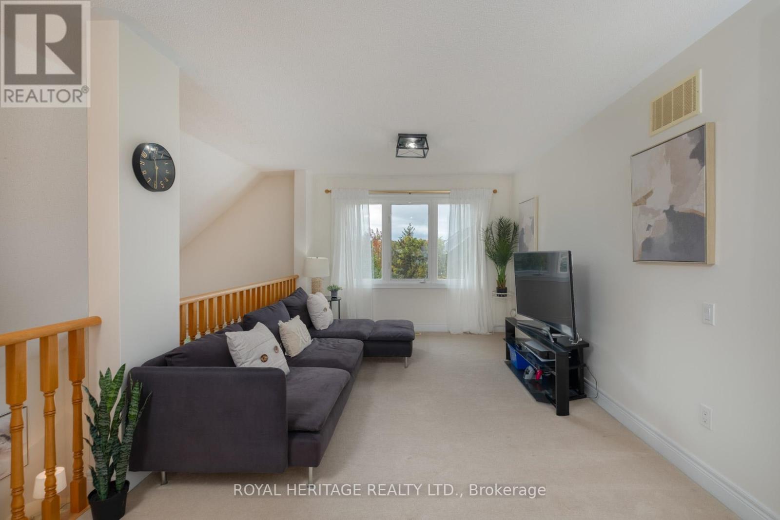 4 Fenton Lane — photo 29