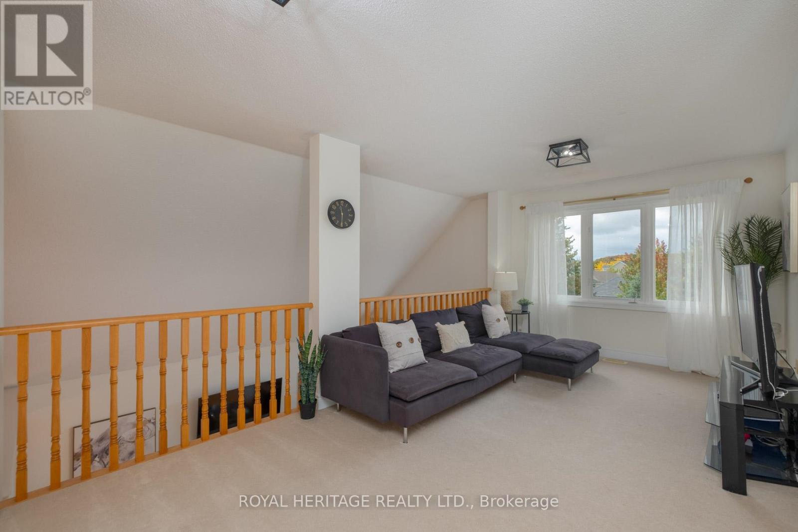 4 Fenton Lane — photo 31