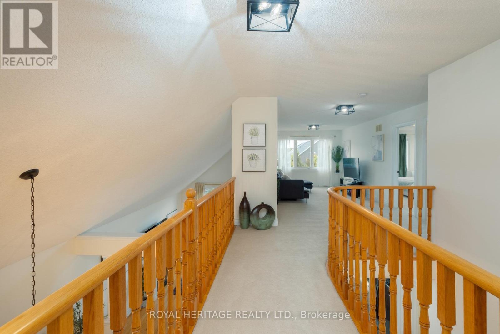4 Fenton Lane — photo 36