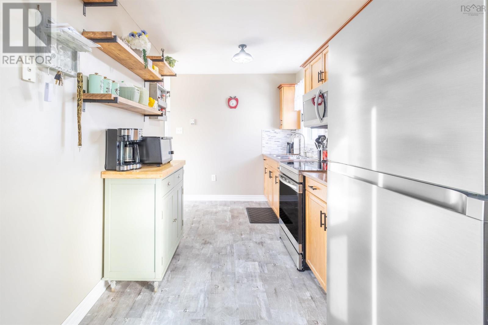 25 MacDonald Crescent - 21