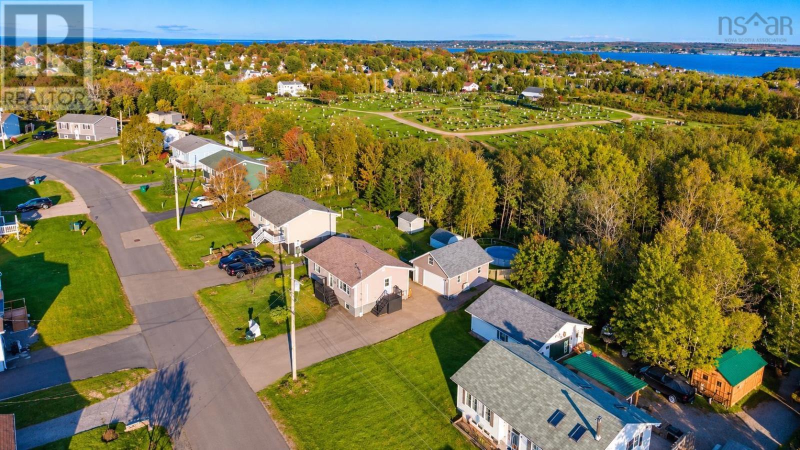 25 MacDonald Crescent - 9