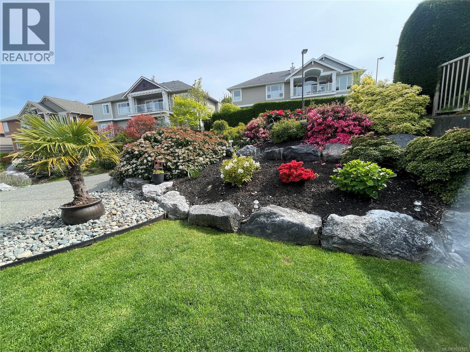 721 Country Club Dr - 51