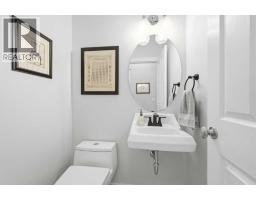 383 Springborough Way Sw, Calgary, AB T3H5T4 Photo 21