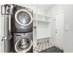 383 Springborough Way Sw, Calgary, AB T3H5T4 Photo 22