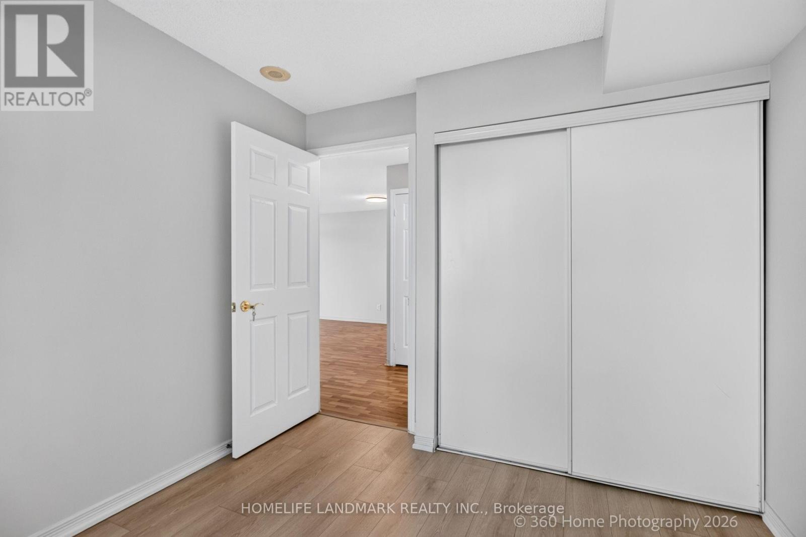 5508 Yonge Street Northeast — photo 20