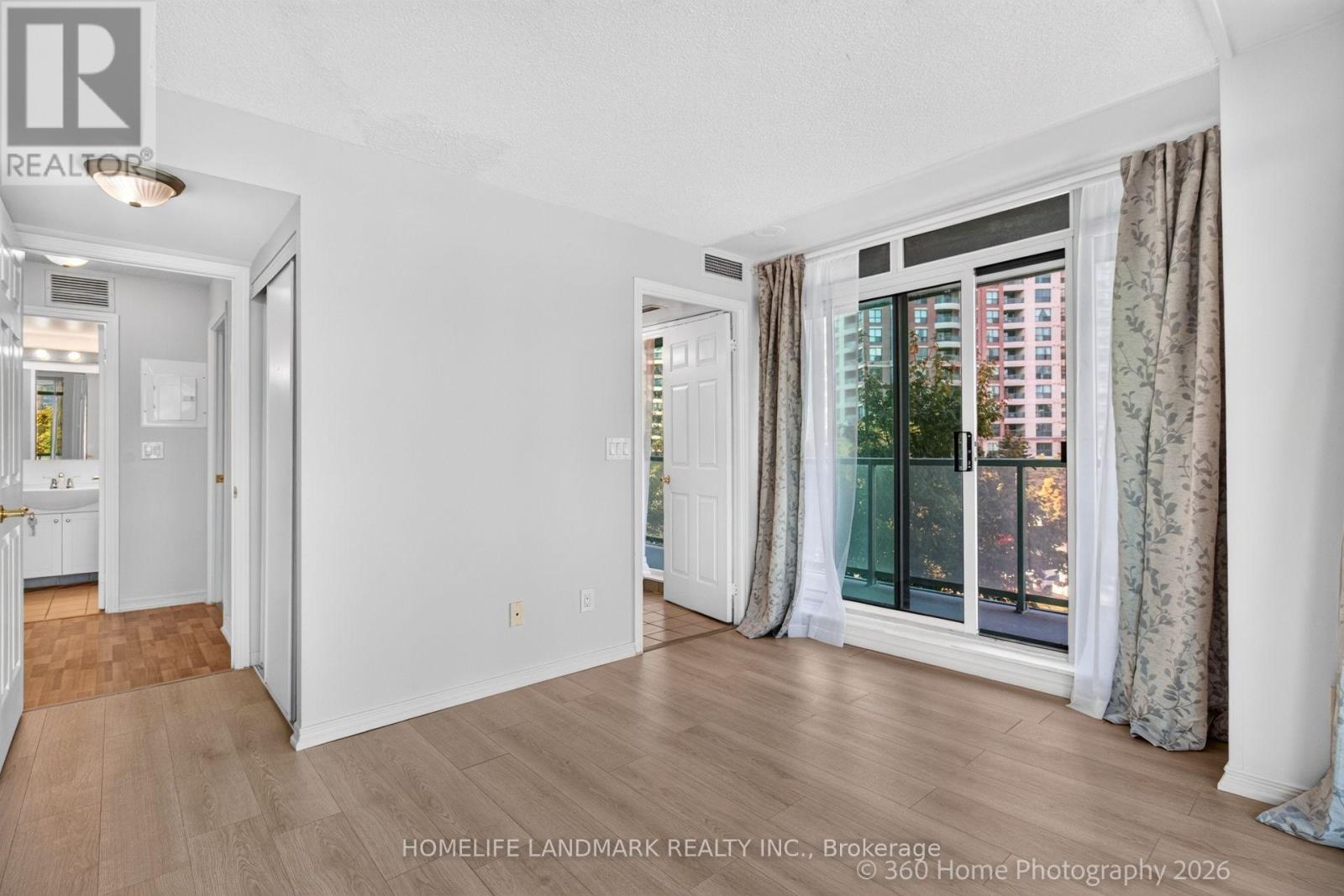 5508 Yonge Street Northeast — photo 23