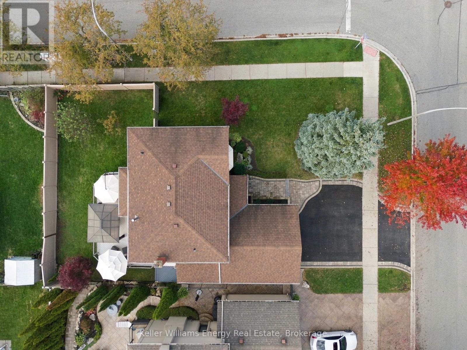 250 Glen Hill Drive, Whitby, ON photo 44