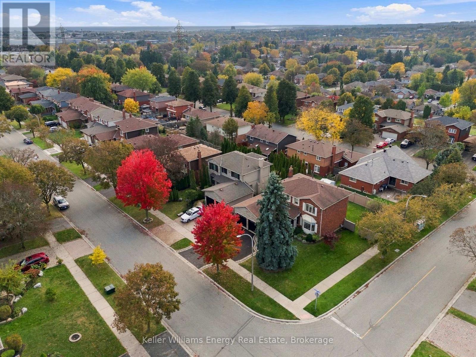 250 Glen Hill Drive, Whitby, ON photo 46