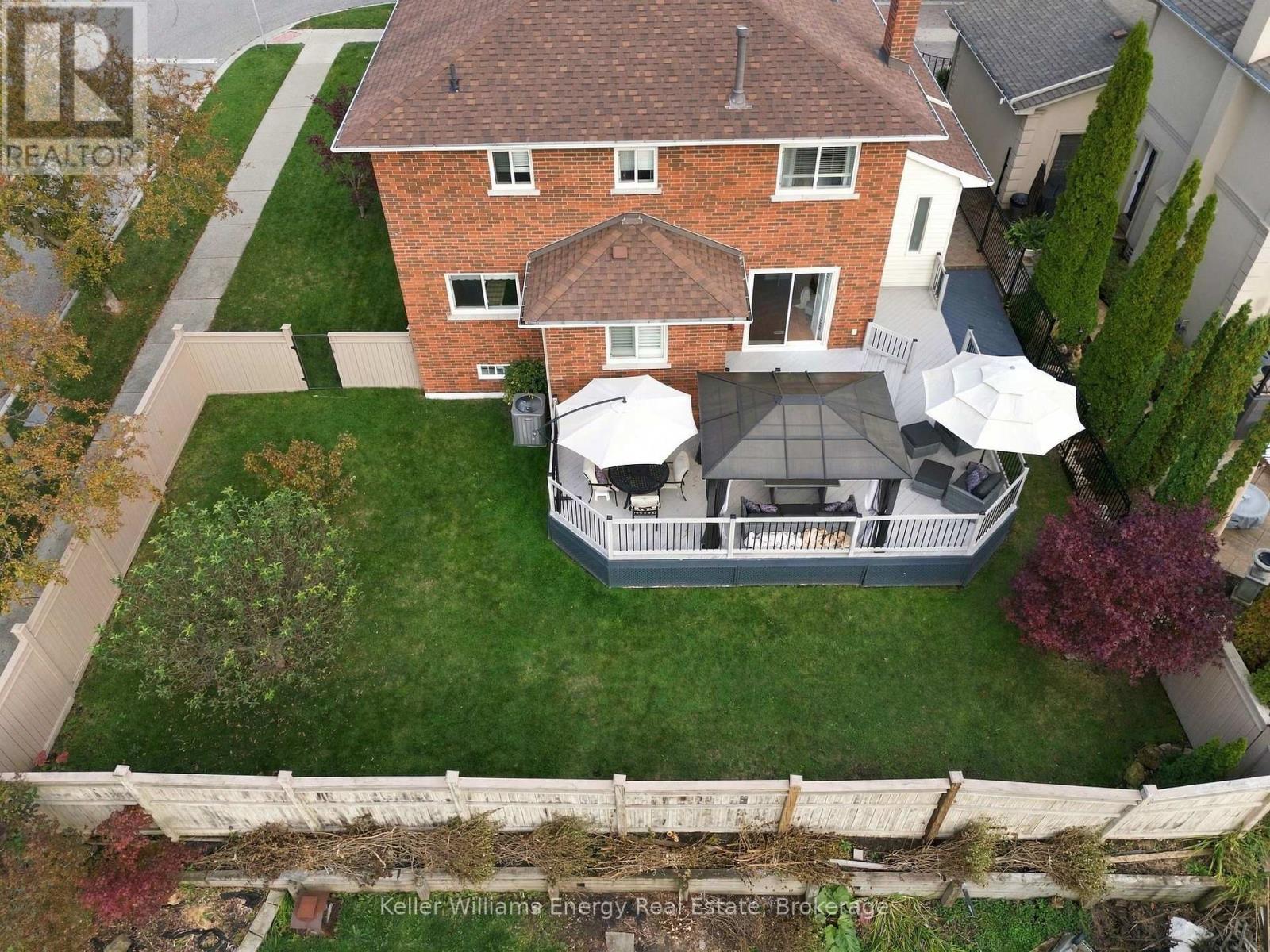 250 Glen Hill Drive, Whitby, ON photo 42