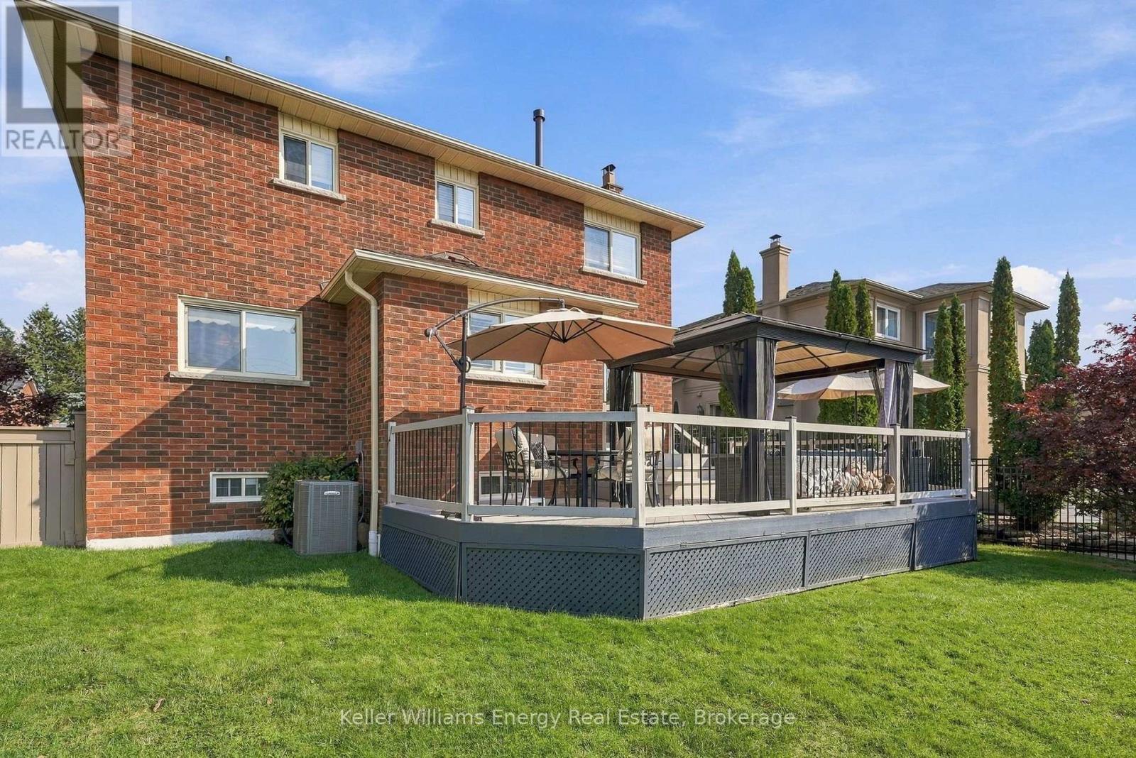 250 Glen Hill Drive, Whitby, ON photo 41
