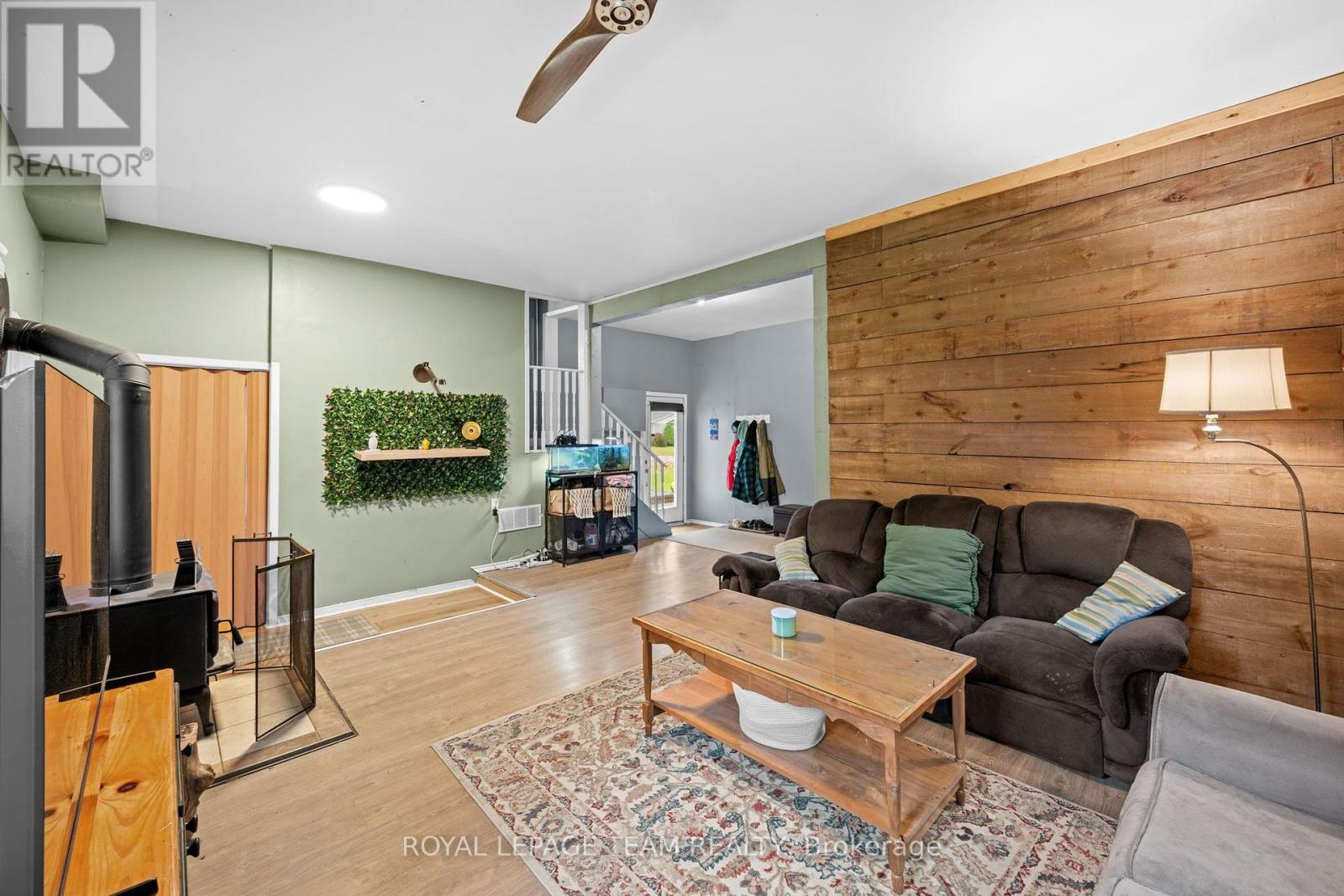 4122 Broadway Street — photo 23
